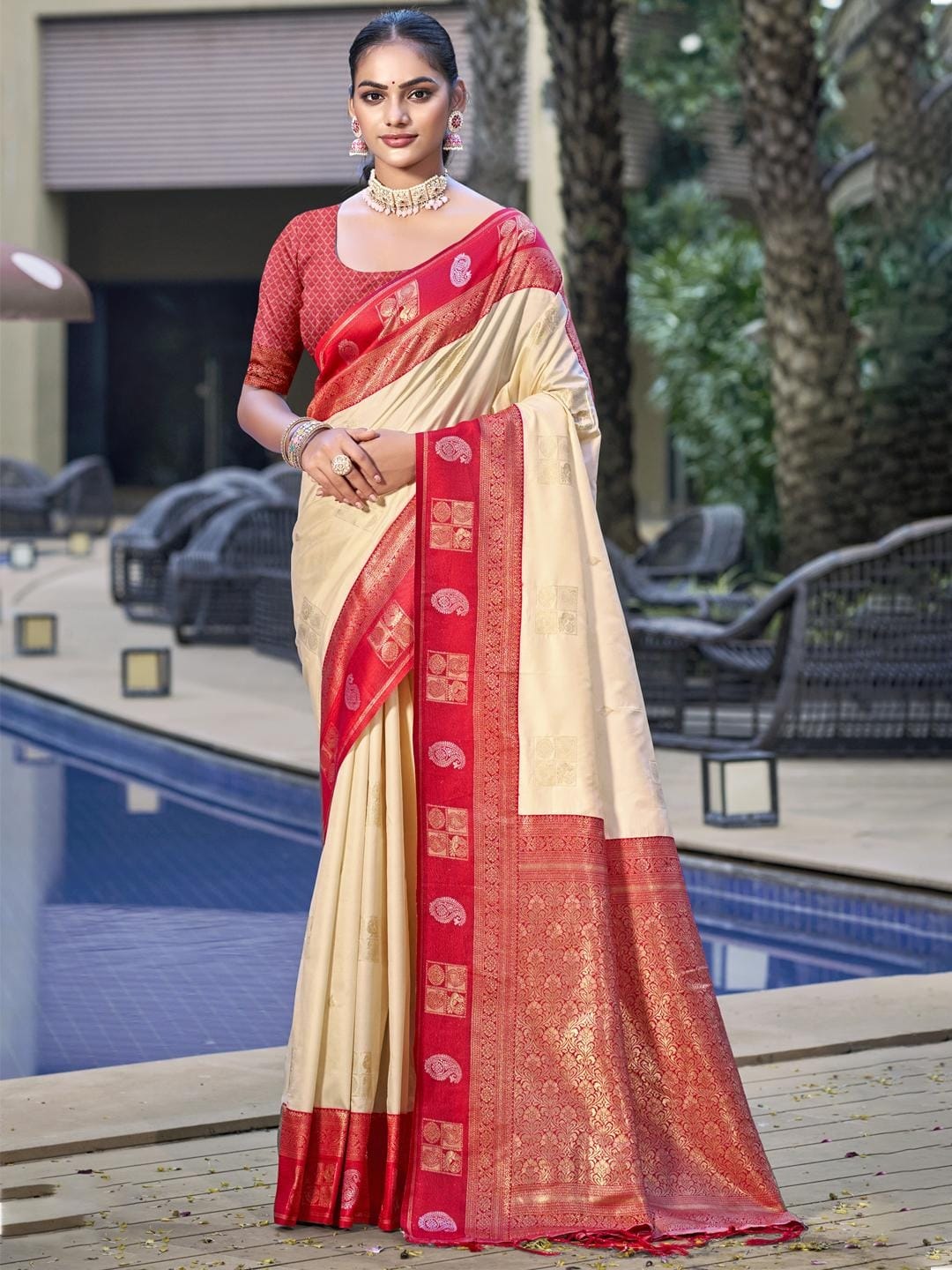 Weaving Silk Saree - Femenica