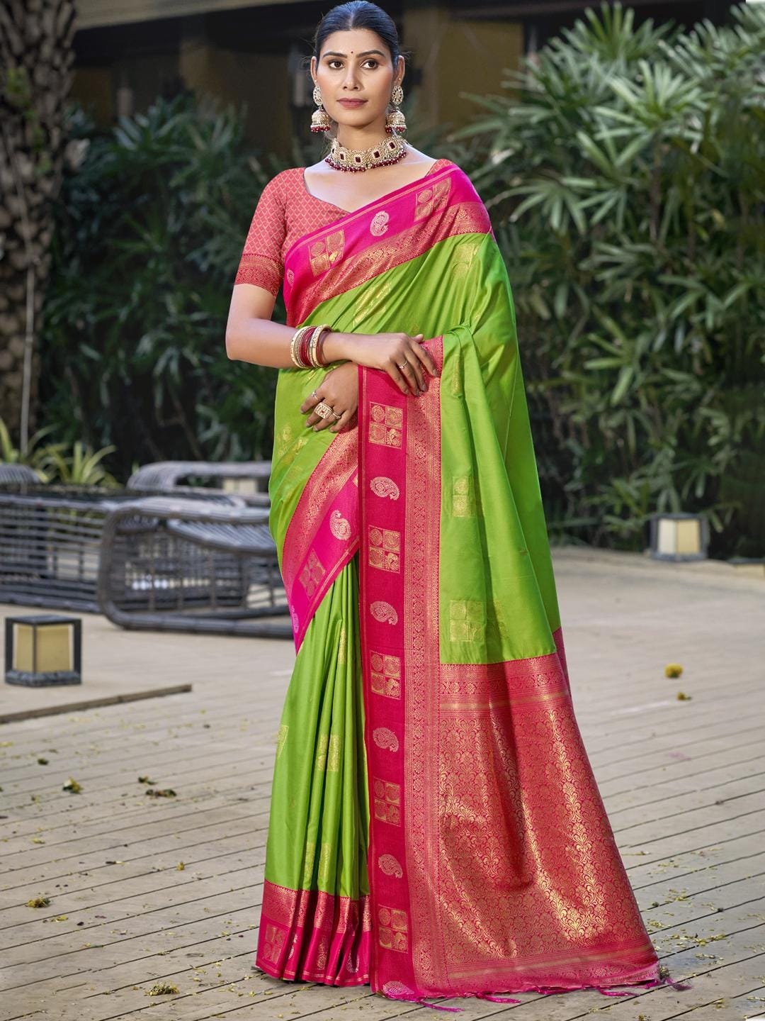 Weaving Silk Saree - Femenica