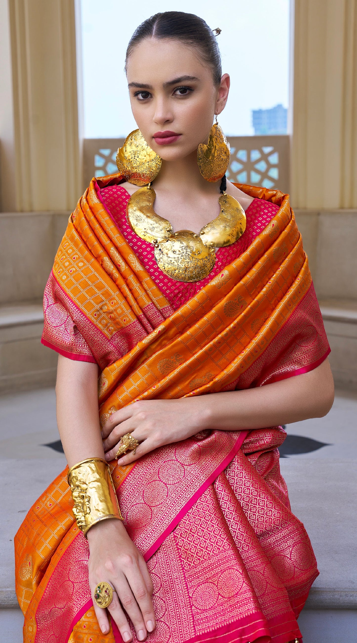 Red and Green Banarasi P.V. Silk Saree with Kanchipuram Weaving - Femenica