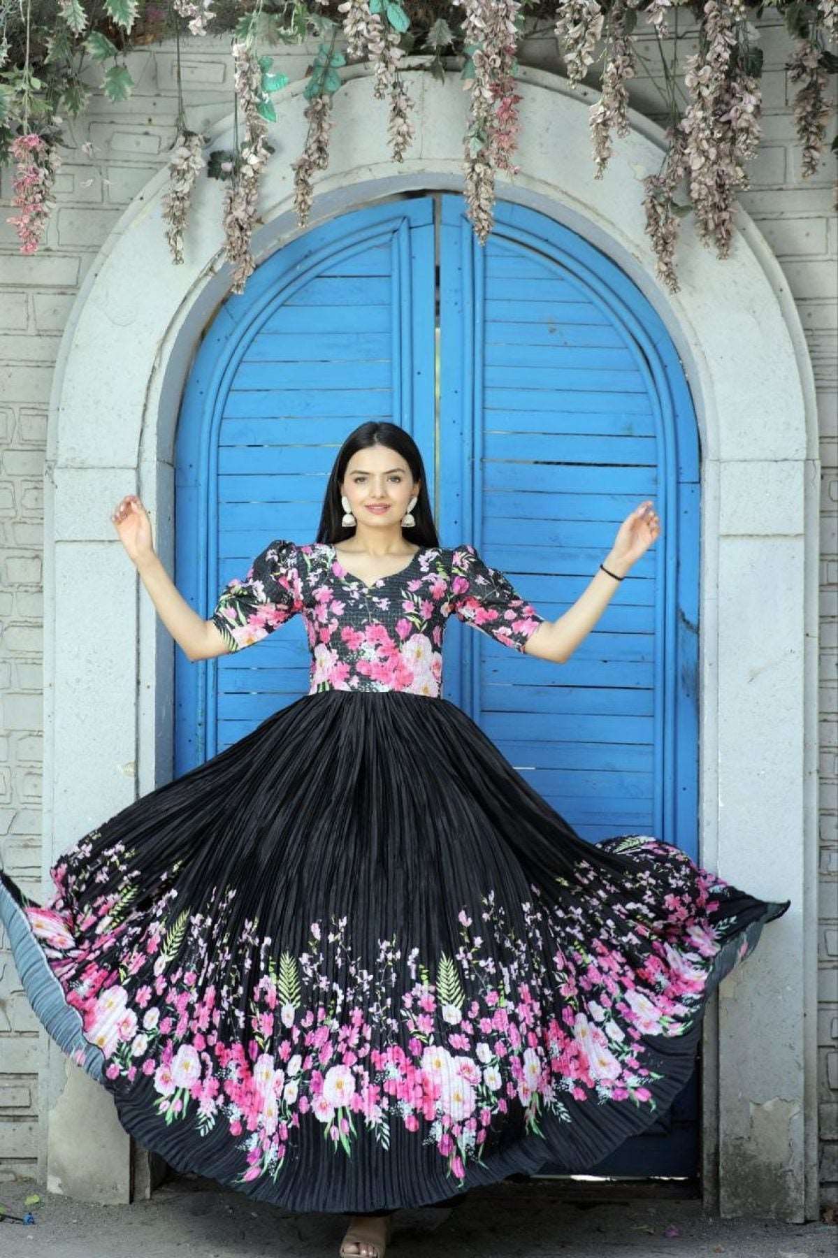 Muslin Floral Printed Gown White and Black - Femenica