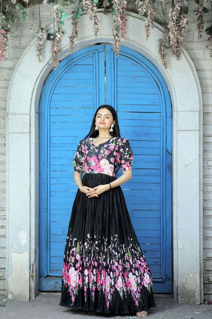 Muslin Floral Printed Gown White and Black - Femenica