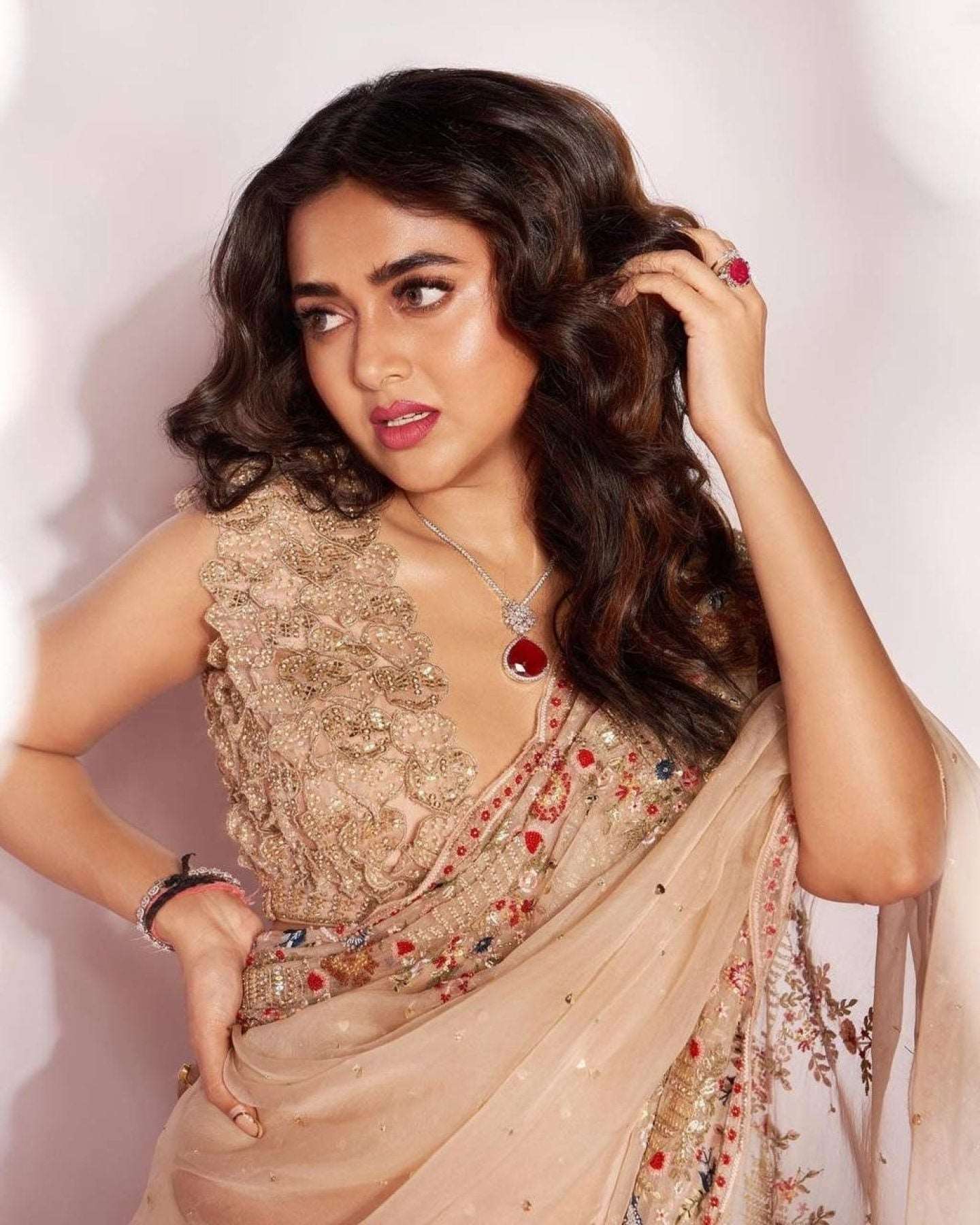 Tejasswi Prakash Inspired Embroidered Organza Golden Saree - Femenica